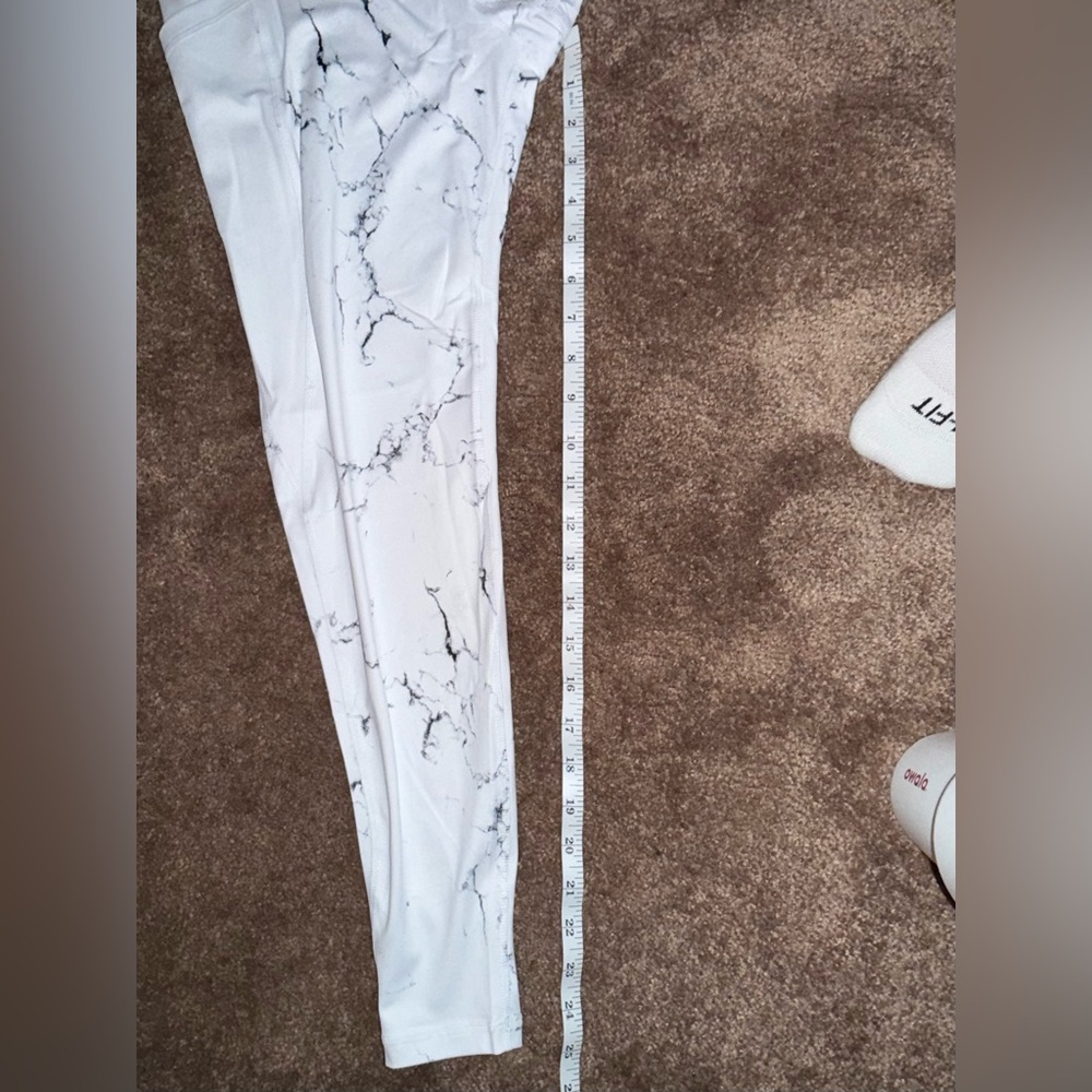 BuffBunny White Marble Full Length Leggings High-Waisted NIP/NEW - Picture 8 of 9